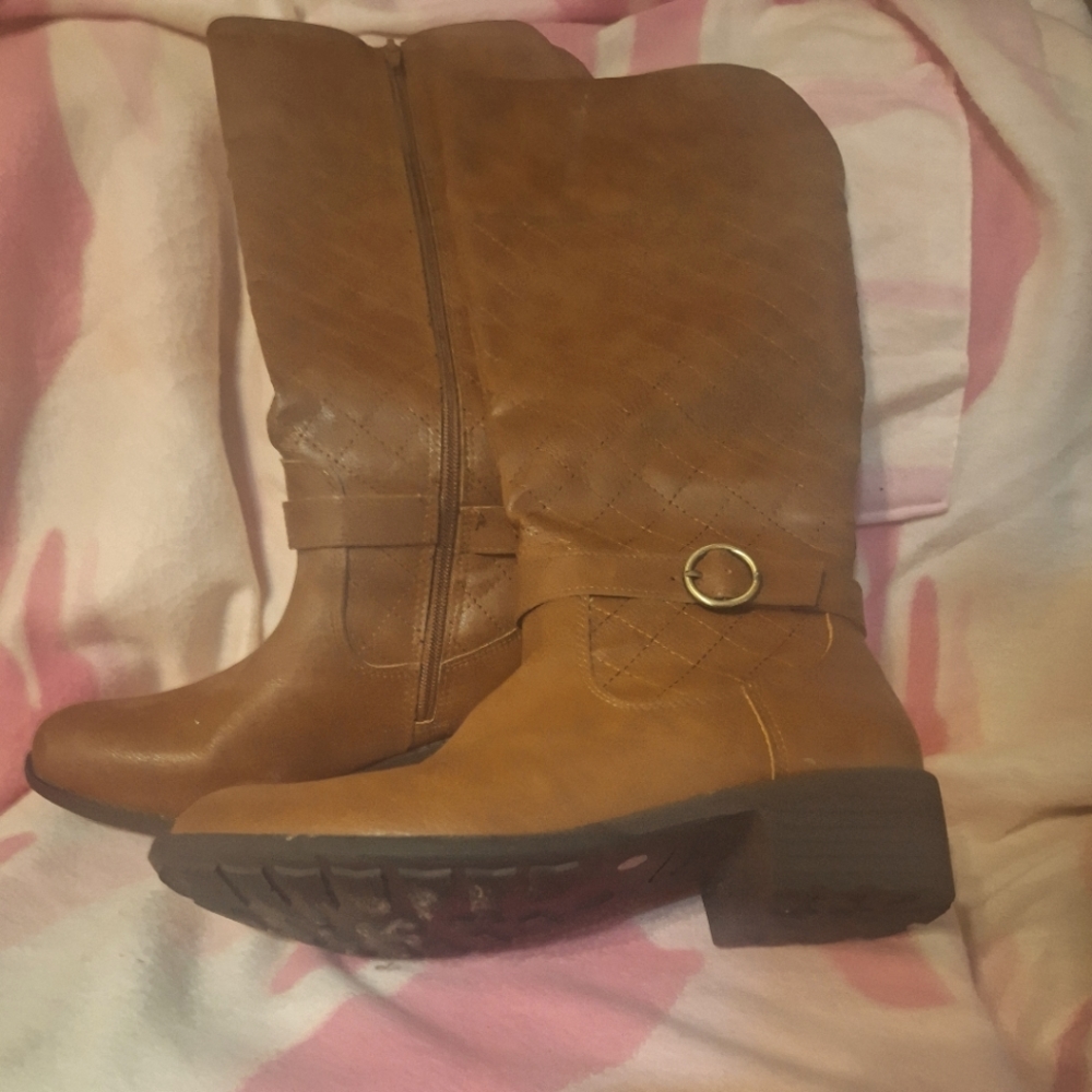 Women's boots